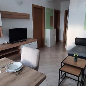 apartmani-sunev-sjaj.hotelinzadar.com/